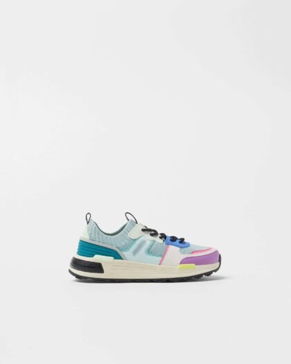 Sock-style sneakers